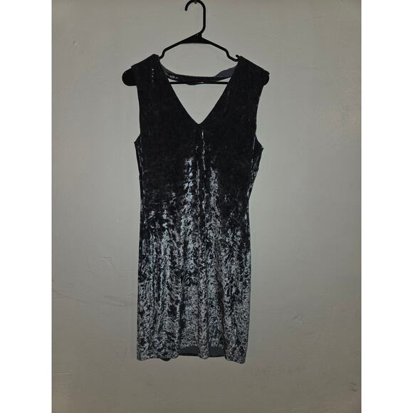 TART Dresses & Skirts - Tart Brand Size Medium Velevet Like, Short Dress, Shimmery, Soft